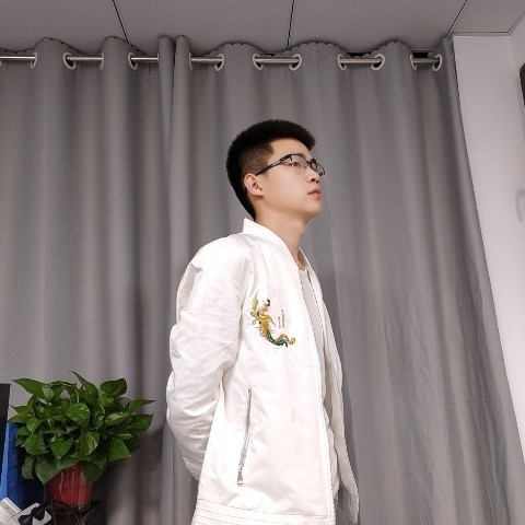 罗刚的第二张照片--习水上门女婿服务网